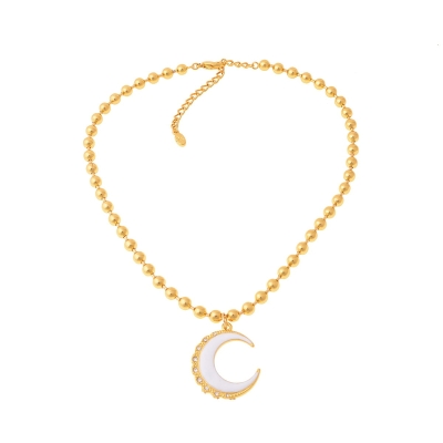 Necklace with a white moon (C22 / LAT / 11 / 1AU)