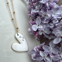 White heart necklace (C23/MAR/03/4AU - 37414_6224