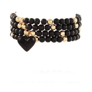 A set of onyx bracelets (B23/KOR/174/1AU)