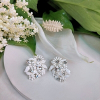 Flower earrings (P8157AG/WHITE) - 5427_6316