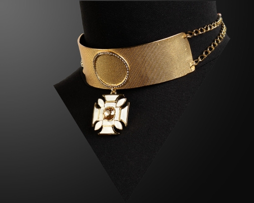  Szeroka obroża z kryształkami Preciosa , z białym krzyżem z kolekcji Vintage (C24/WIN/38AU) - c24_wio_27.jpg