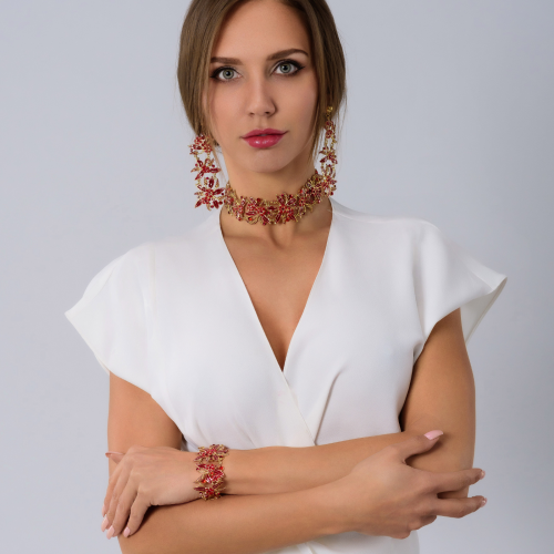 Naszyjnik z kwiatowym wzorem z kryształkami z kolekcji Blossom (C24/JES/02/3AU) - Projekt bez nazwy - 2025-05-26T095337.314.png