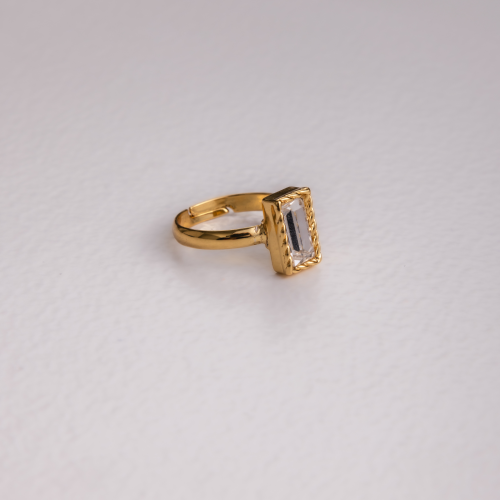 PIERŚCIONEK Z BIAŁĄ CYRKONIĄ POZŁACANY LUMINOIR (R25/VIC/01/1AU) - Projekt bez nazwy - 2025-08-07T122314.520.png