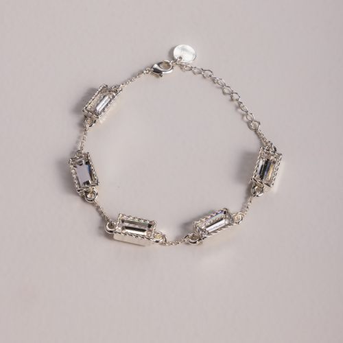 BRANSOLETKA Z BIAŁĄ CYRKONIĄ POSREBRZANA LUMINOIR (B25/VIC/01/1AG) - Projekt bez nazwy - 2025-08-08T081322.587.png