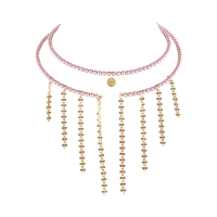 Choker z satynowych, różowych perełek, z wiszącymi łańcuszkami (C25/MEM/28AU) - c25_mem_28.jpg